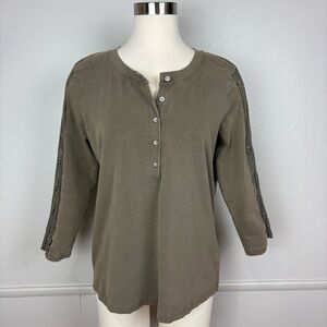 Ariat Women's Henley Shirt Olive Green Size L Crochet Accents 3/4 Sleeves Casual